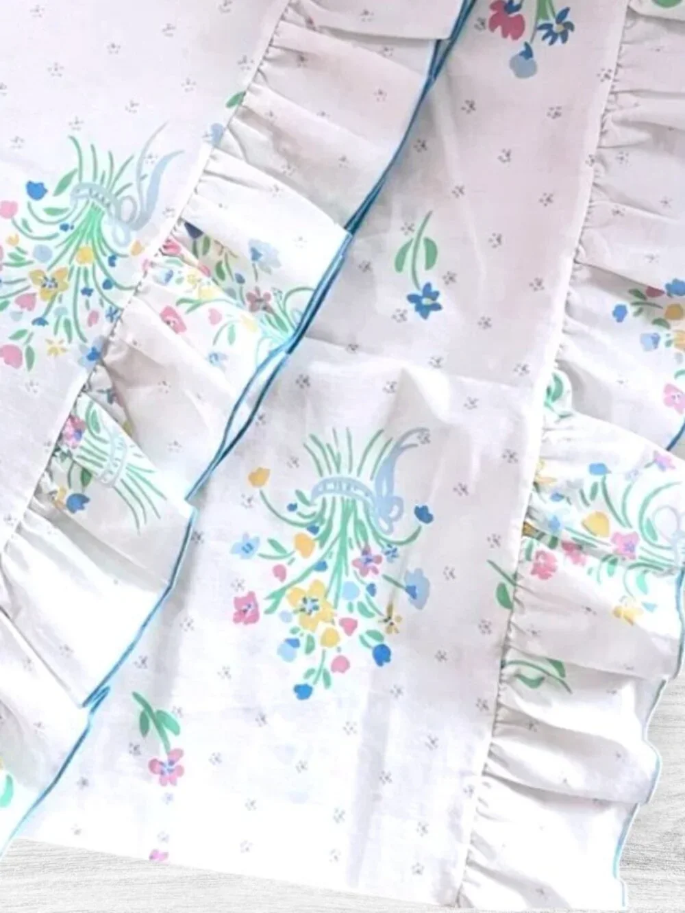Vintage Utica Ruffled Pillowcases Floral Bouquet Cottagecore Pair Pink Blue Edge